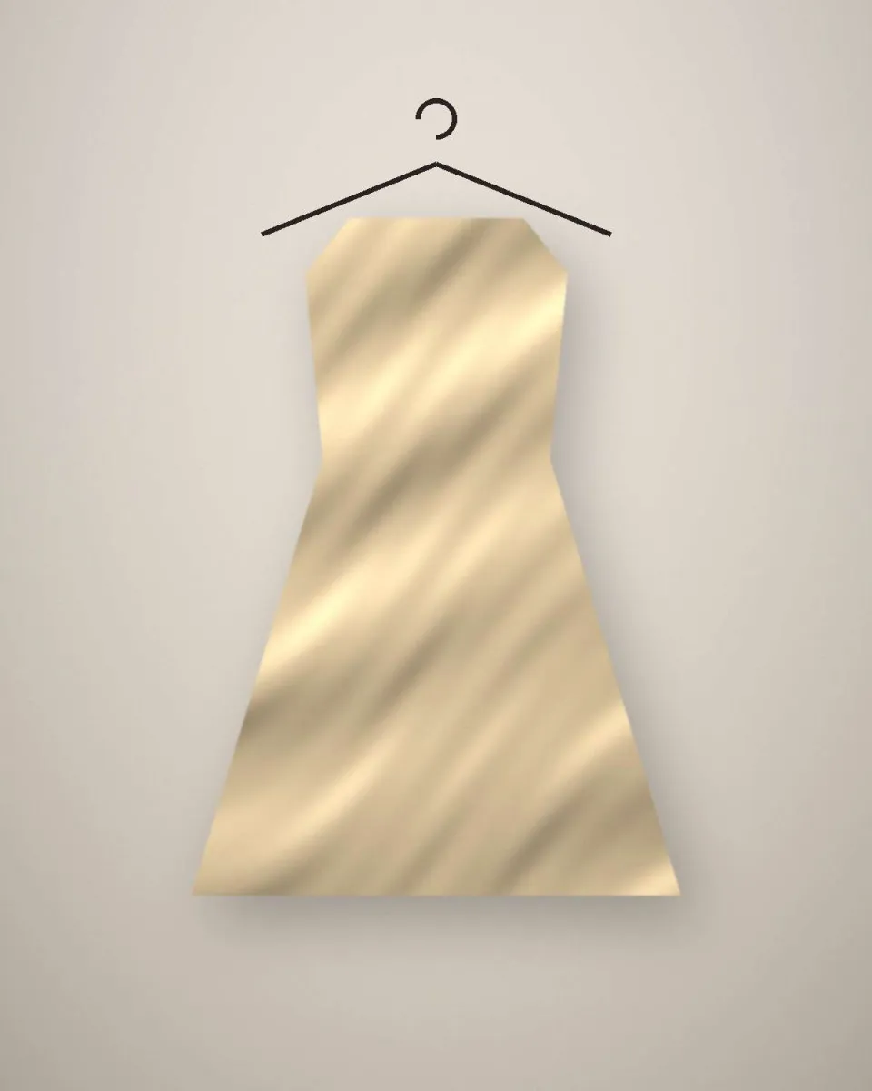 Robe chemise en lin couleur sable sur cintre