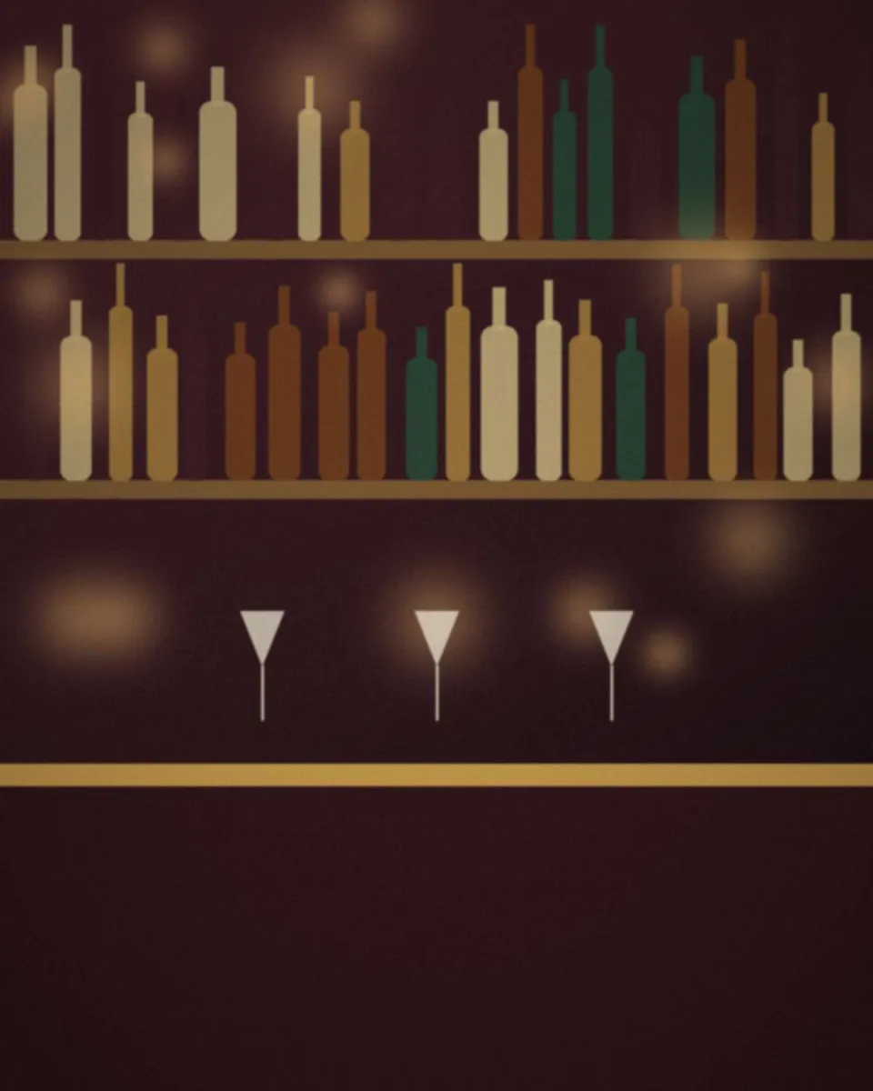 Comptoir du bar et verres à cocktail