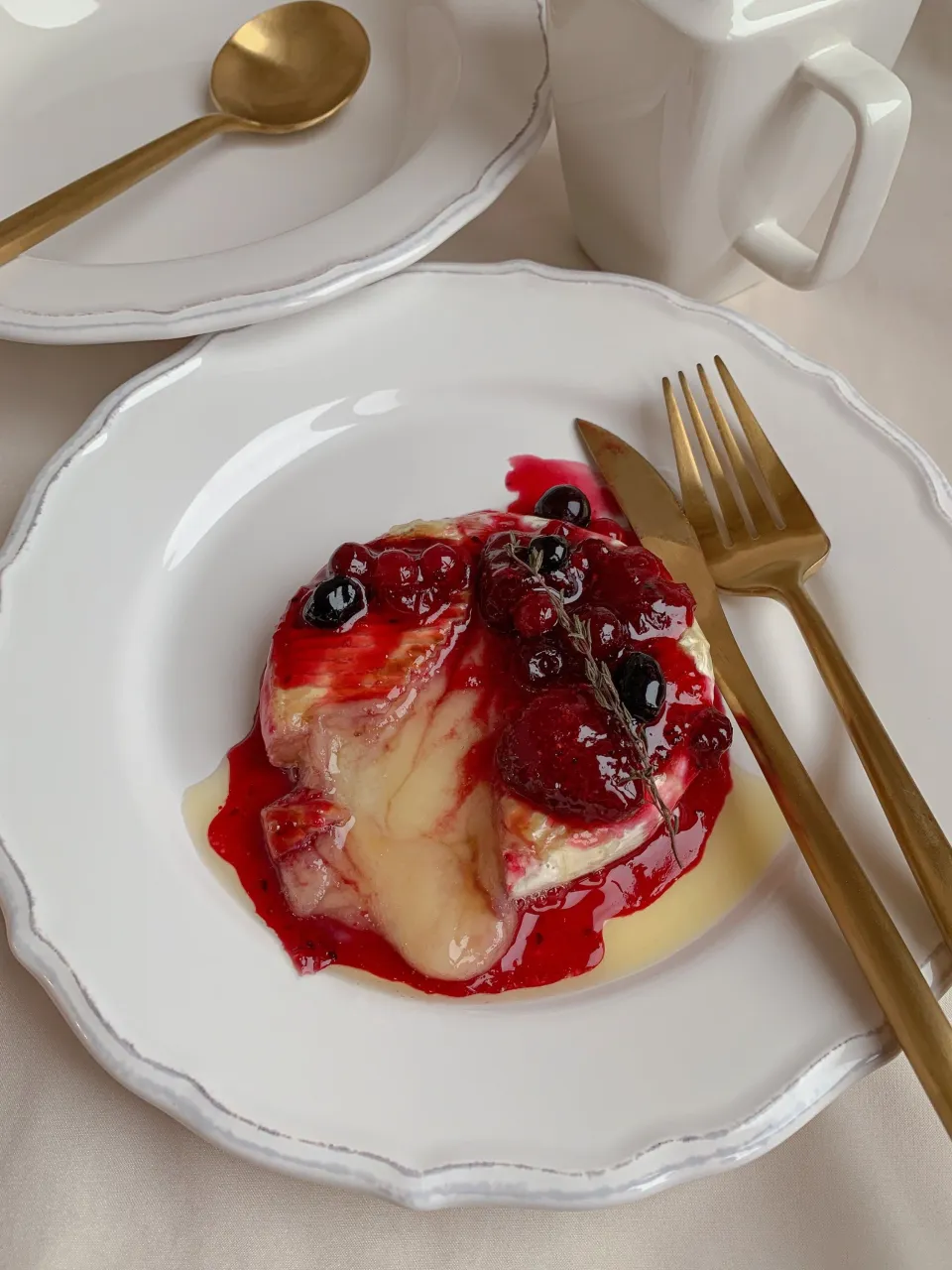 Dessert aux fruits rouges