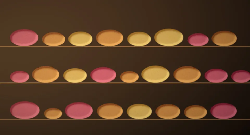 La vitrine de la boutique garnie de viennoiseries et de pâtisseries