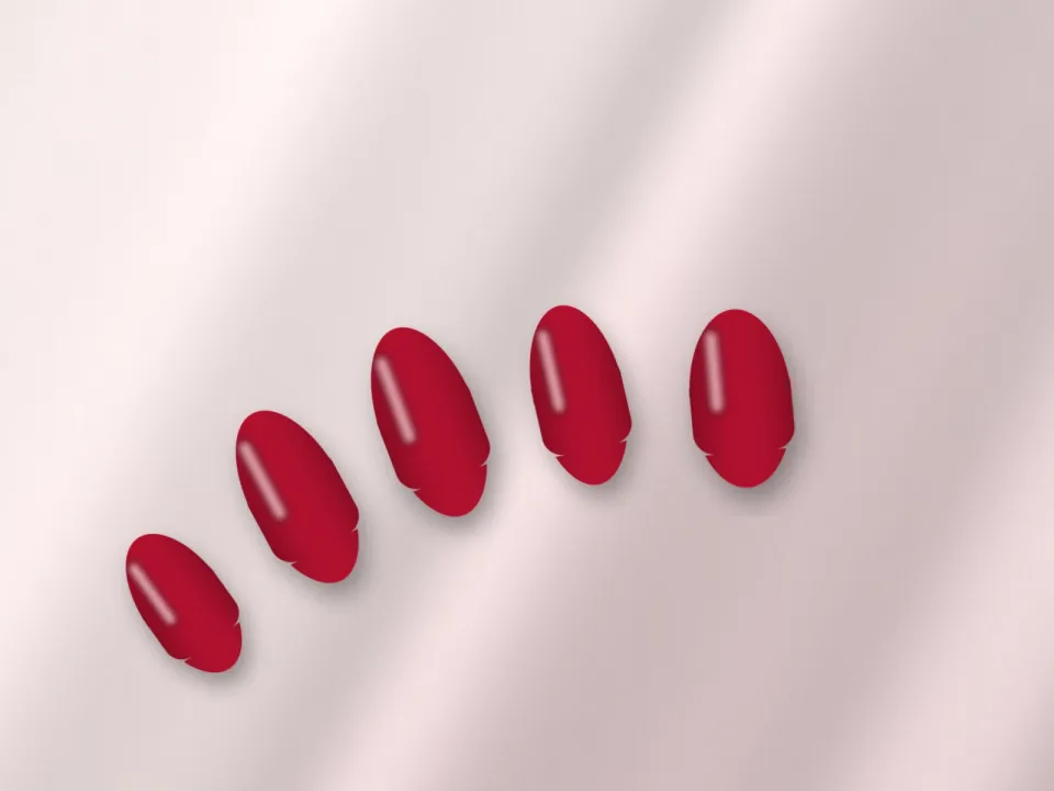 Pose de gel brillant sur des ongles en amande
