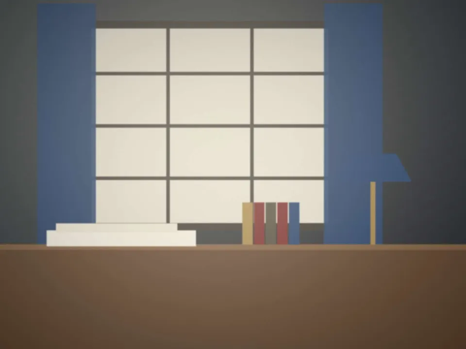 Table de travail de l'étude, dossiers rangés et lampe de bureau